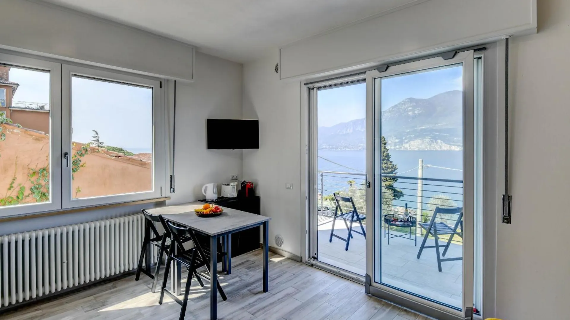 Studio Lago - Holiday Apartments Brenzone